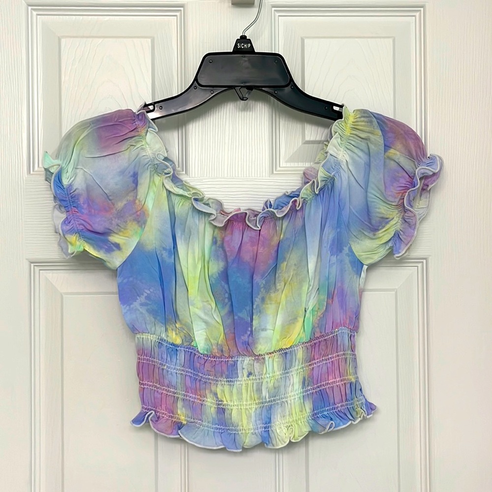 Abound, size S, crop short sleeve shirt